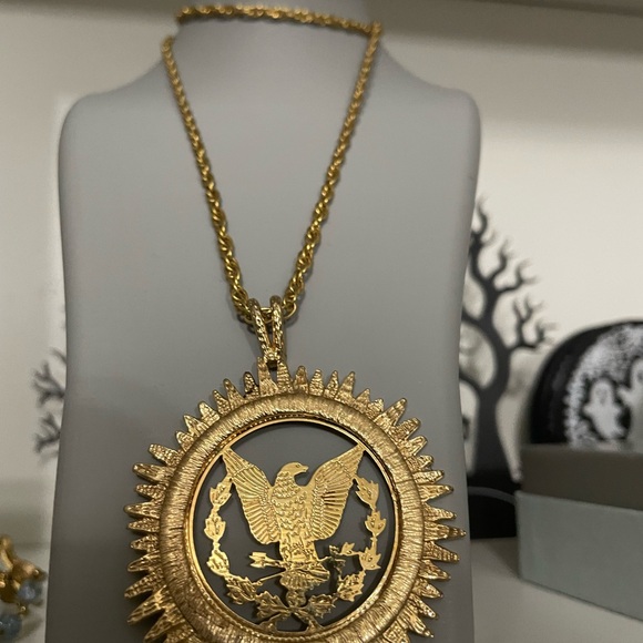 Gold Pendant Necklace size20 - Picture 2 of 4